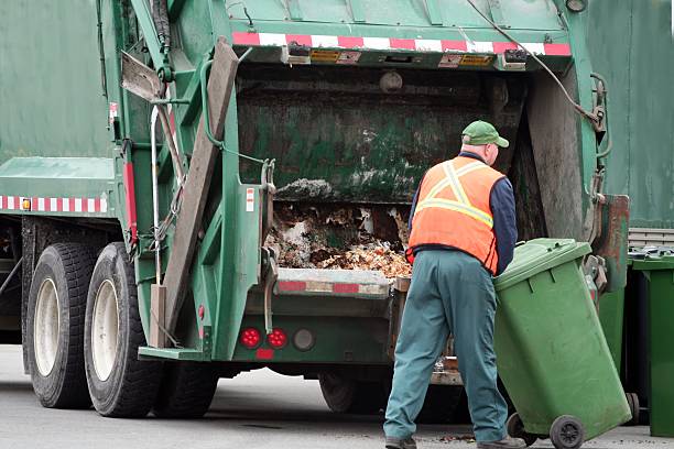 Best Garage Cleanout  in White Plains, NC